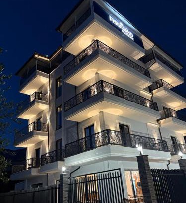 Himare Hotel | Ferdinand Residence