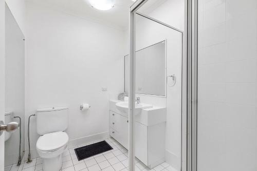 Sunshine Beach Casa | Ferguson St The Beach House Cosy Cottage with Pool