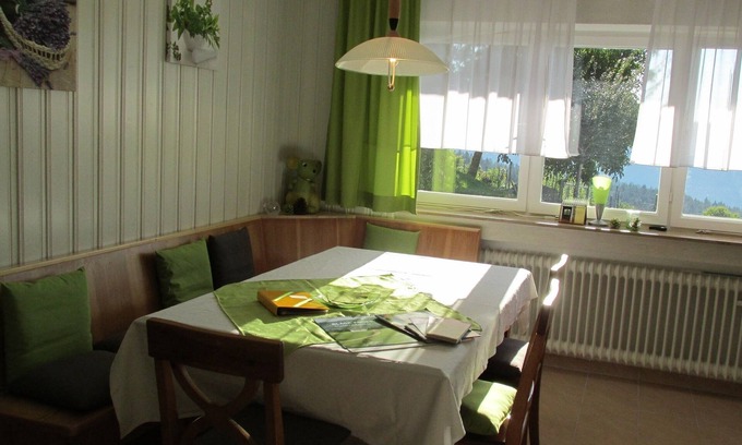 Bad Rippoldsau-Schapbach Apartamento | Sur, 100 metros cuadrados, 3 dormitorios, máx. 8 personas