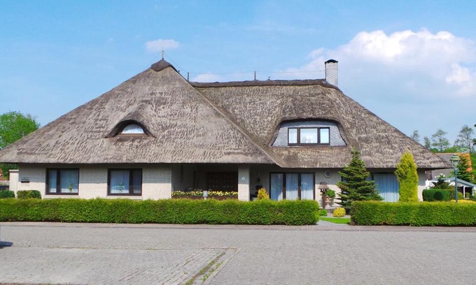 Berumerfehn Apartamento | Ferien im Reetdachhaus