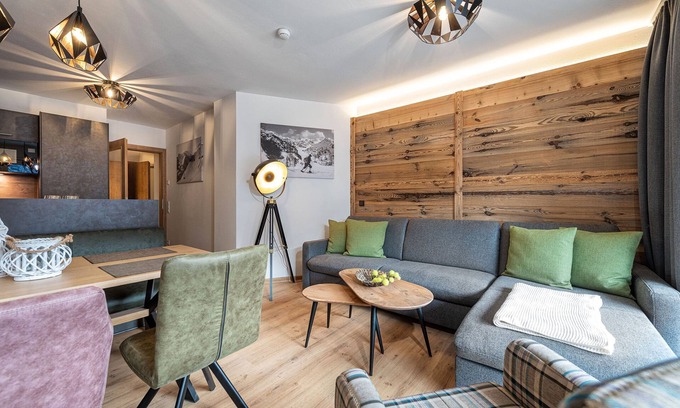 Viehhofen Apartamento | Ferienapartment Alpine Superior - Alpenparks Apartment & Ferienresort Rehrenberg