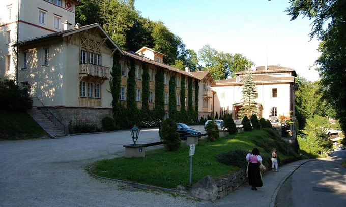 Berchtesgaden Apartamento | Ferienappartement Königliche Villa Berchtesgaden