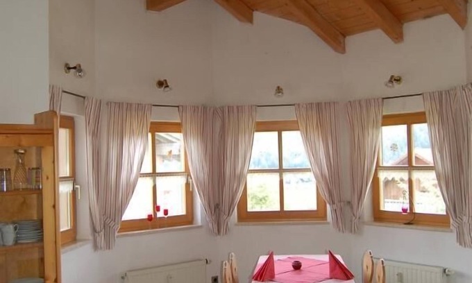 Bayerisch Eisenstein Apartamento | Casa de vacaciones en medio de la naturaleza virgen. Dormitorio en la galería.