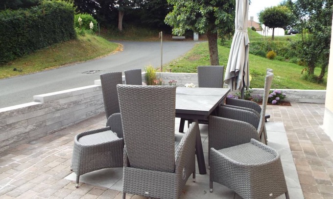Bolsdorf Casa | Feriendomizil Vulkaneifel - 6-bed vacation home shower/WC 3 bedrooms