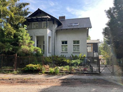 Schlangenluch Apartamento | Ferienglück Isolde mit direktem Zugang zum See