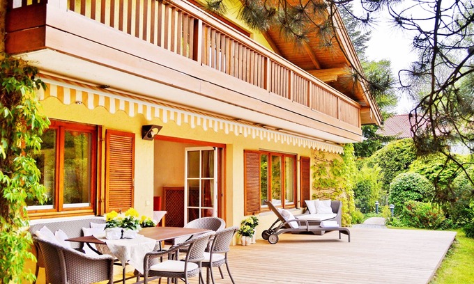 Breitbrunn a. Chiemsee Villa | *****Ferienhaus Chiemsee Landhaus