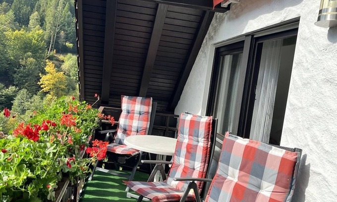 Baiersbronn Apartamento | "el pequeño paraíso de las vacaciones" FeWo OBERRAIN: una vez un lugar tranquilo orientado hacia el sur