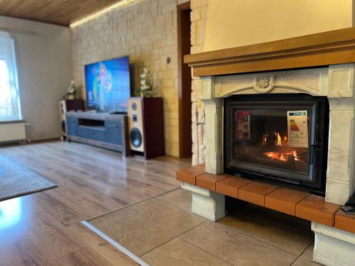 Ebenheit Apartamento | Ferienhaus am Elberadweg mit Sauna & Kamin - Natur, Erholung & S-Bahn-Anbindung - Saxon Oase
