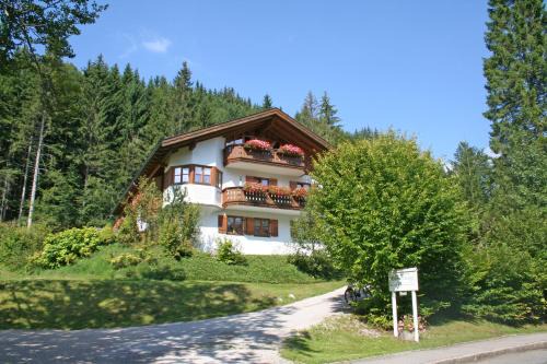 Klais Apartamento | Ferienhaus am Römerweg