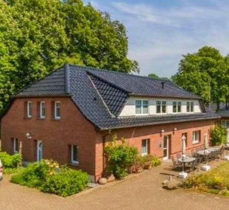 Schaprode Casa | Ferienhaus BODDEN- vis-a-vis Hiddensee für bis zu 15 Gäste in 7 Appartements
