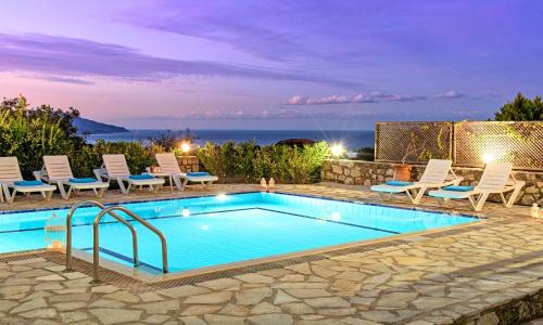 Filaki Casa | Ferienhaus Für 10 Personen In Kournas, Kreta West Kreta