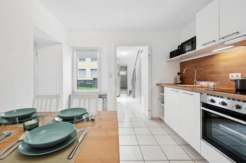 Andernach Apartamento | Ferienhaus für Mensch & Hund mit großer Terrasse
