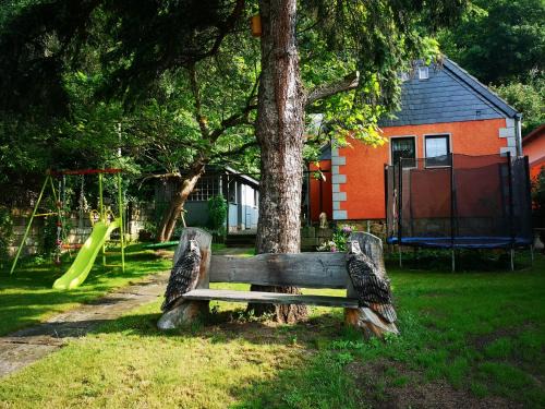 Pirna Casa | Ferienhaus Franz - an der Elbe, mit großem Garten