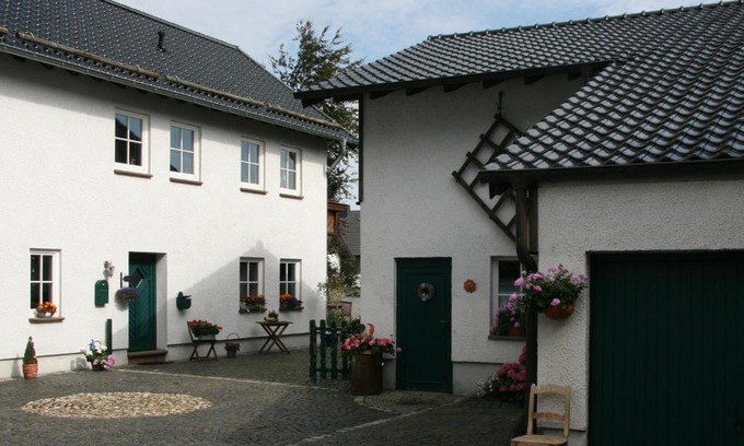 Schleiden Casa | Ferienhaus Ginsterblüte