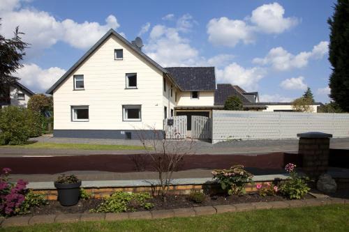 Schoneseiffen Casa | Ferienhaus im Grünen Eifel