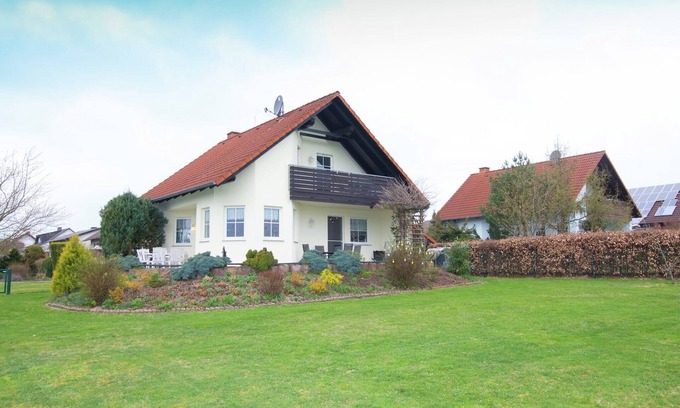 Buchenberg Casa | Ferienhaus en Hessen con grandes jardines