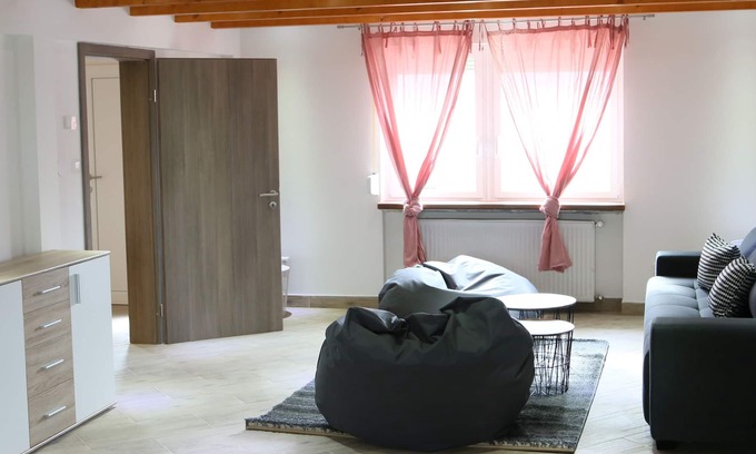 Stipshausen Casa | Ferienhaus in Einer Ruhigen Lage