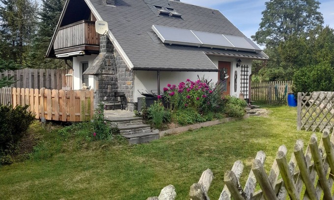 Adorf Casa | Ferienhaus in Entspannter Ruhiger Lage