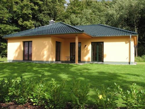 Sanitz Casa | Ferienhaus in ruhiger aber zentraler Lage, mit zwei Terrassen und Garten