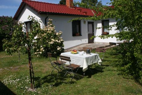 Alt Gaarz Casa | Ferienhaus "Kleiner Schoner"