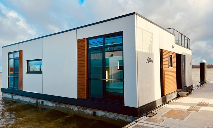 Ribnitz Casa | Ferienhaus Lütte Direkt im Bodden!