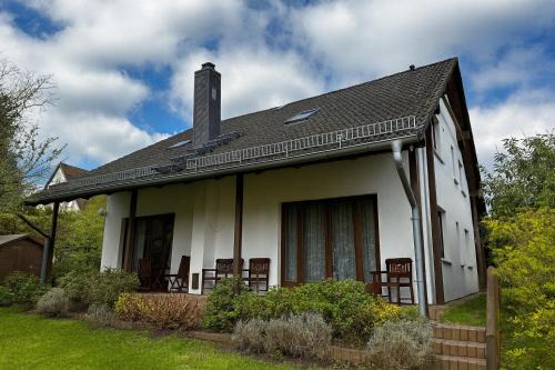 Putbus Apartamento | Ferienhaus Lotz mit drei Ferienwohnungen in Putbus auf Rügen