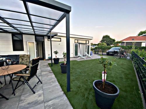 Lathum Casa | Ferienhaus LuxChalet #VAJU Lathum# am See, Strand, Pool, Nationalpark