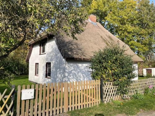 Ummanz Casa | Ferienhaus mit Reetdach
