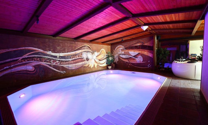 Gilgenbach Casa | Ferienhaus mit Schwimmbad, Whirlpool & Sauna am Nürburgring