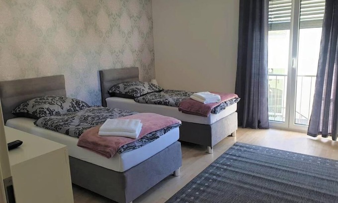 Bad Oeynhausen Apartamento | Ferienhaus mit Terrasse - Wallbox