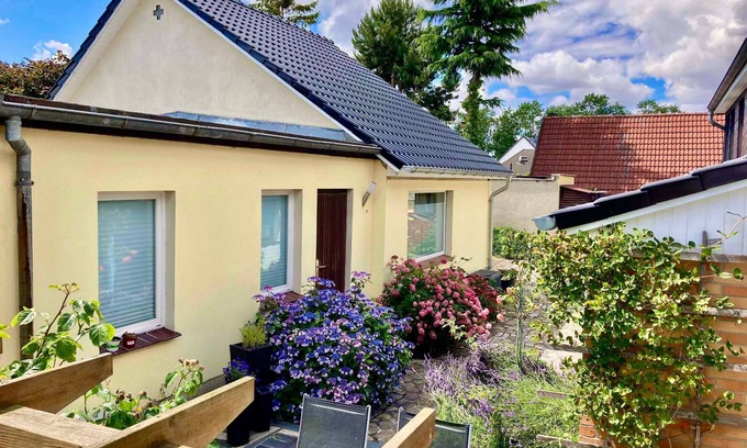 Am Lussower Berg Apartamento | Ferienhaus Stralsundia