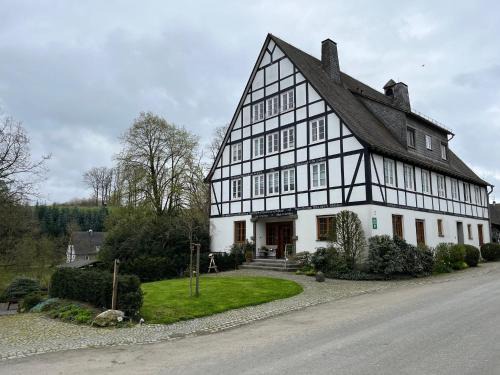 Meschede Apartamento | Ferienhof Kotthoff am Hennesee