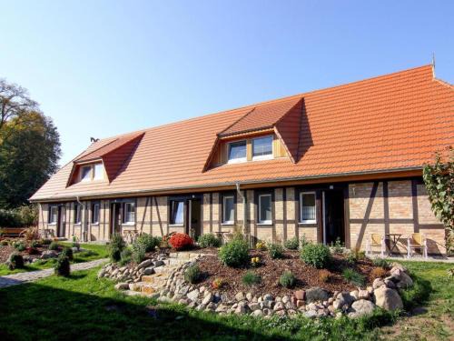 Neuendorf Apartamento | Ferienhof Neuendorfkrug, Lütow, cleaning included