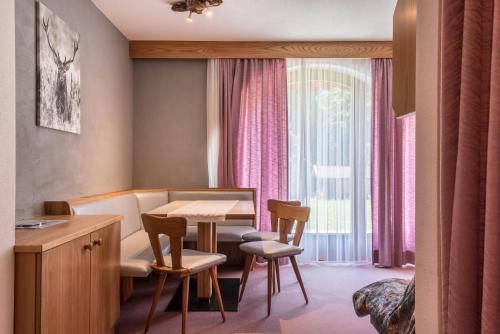 Castelrotto Apartamento | Ferienparadies Sabina Euringer