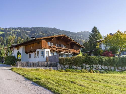 Hopfgarten Markt Apartamento | Ferienwohnung Pacher