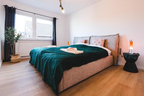 Ahrweiler Apartamento | Ferienwohnung für 4: WiFi, Küche, Netflix, Zentral