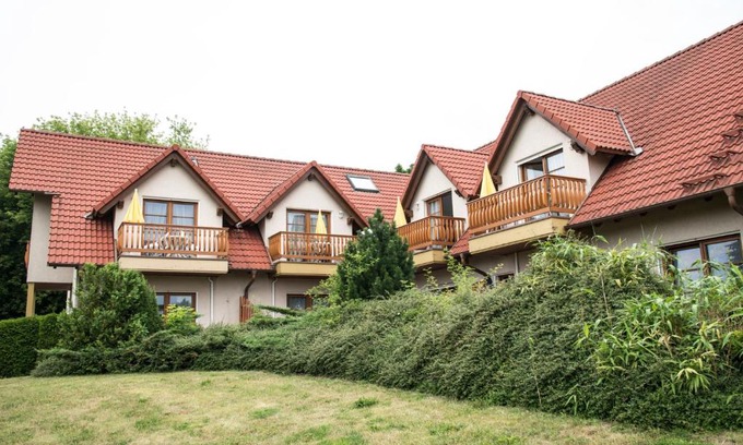 Rerik Apartamento | Ferienwohnanlage Schwabe mit Schwimmbad