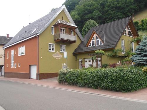 Bruchweiler-Baerenbach Apartamento | Ferienwohnung yuan
