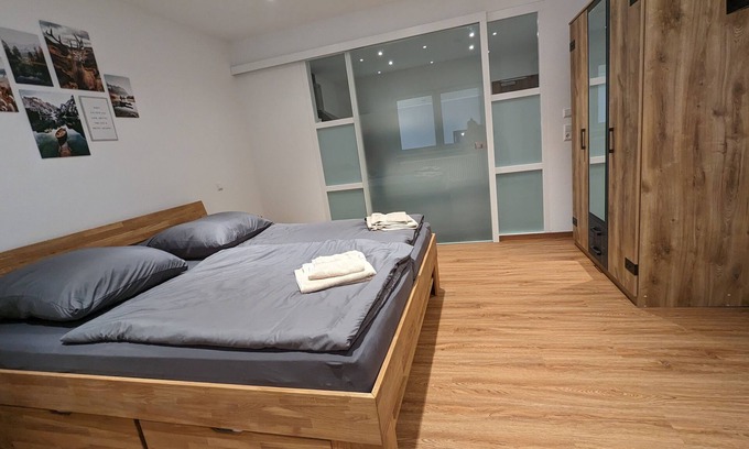 Ringsheim Apartamento | Ferienwohnung 1OG - 70 qm -dirket am Bahnhof
