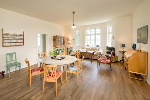 Grubnow Apartamento | Ferienwohnung 3 mit gr Terrasse und Wasserblick