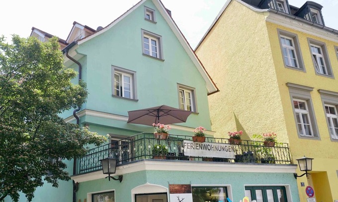 Insel Apartamento | Ferienwohnung Adam - Gemütlich und Zentral auf der Historischen Insel Lindau