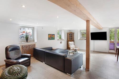 Kirchhundem Apartamento | Ferienwohnung am Marienbach