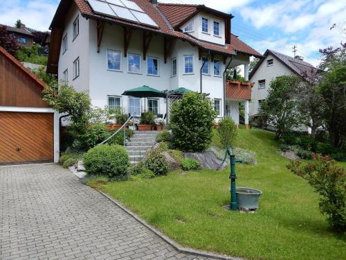 Unterkirnach Apartamento | Ferienwohnung am Wildpflanzenpark