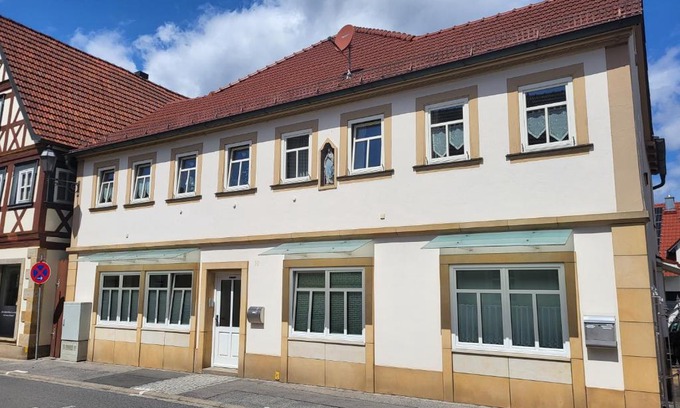 Ebern Apartamento | Ferienwohnung an der Eiswiese