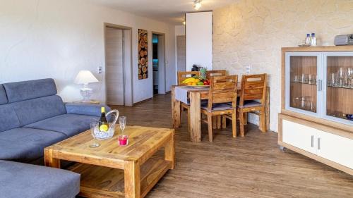 Schalkenmehren Apartamento | Ferienwohnung Apartment Seeidyll - im Maarberg Resort - in Schalkenmehren am See