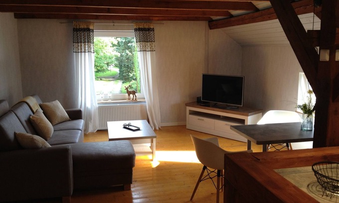 Alt Siegelsum Apartamento | Ferienwohnung/app. für 2 Gäste mit 70m² in Upgant-schott