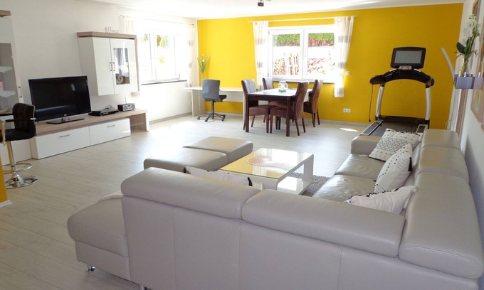 Goldkronach Apartamento | Ferienwohnung/app. für 2 Gäste mit 62m² in Goldkronach