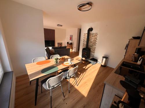 Spittal an der Drau Apartamento | Ferienwohnung ImZaro: Erdgeschoss, 2 Schlafzimmer plus Schlafsofa, eigener Eingang, große Terrasse mit Garten!
