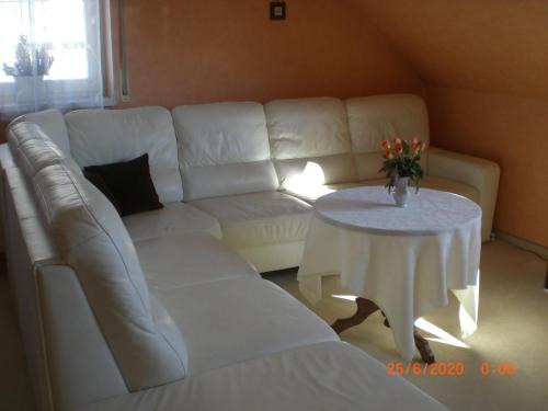 Kranichfeld Apartamento | Ferienwohnung Böhm