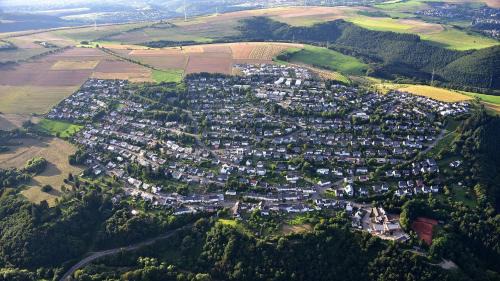 Gusterath Apartamento | Ferienwohnung bei Trier, ruhig gelegen und voll ausgestattet